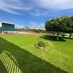 Parque Naciones Апартаменты Торевьиа