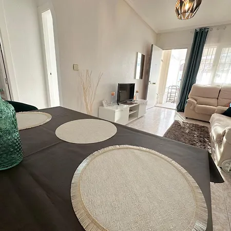 Parque Naciones Apartment