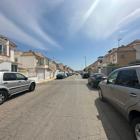 Апартаменты Parque Naciones Торевьиа